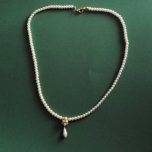Pearl necklace